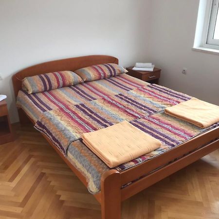 Apartman Azra เทรบินเย ภายนอก รูปภาพ