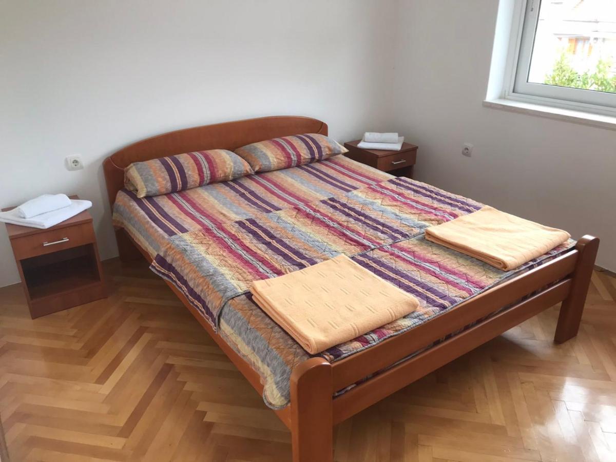 Apartman Azra เทรบินเย ภายนอก รูปภาพ