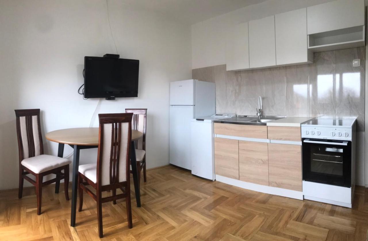 Apartman Azra เทรบินเย ภายนอก รูปภาพ